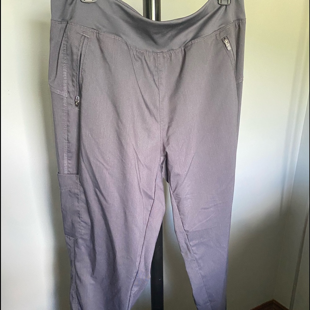 Scrub pants